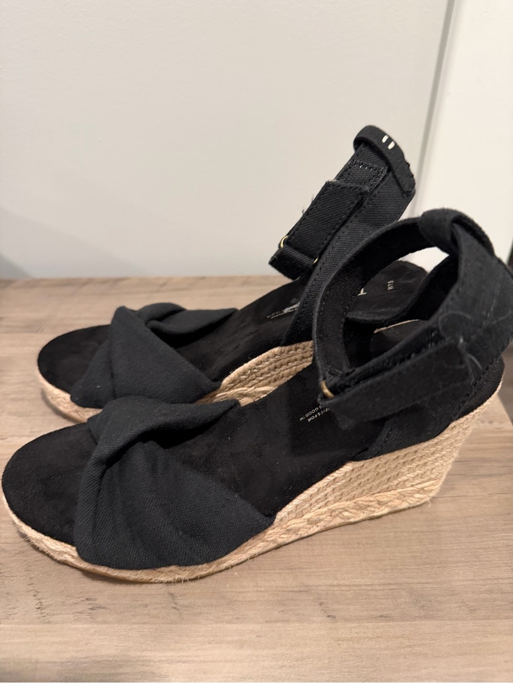 TOMS Marisela Black Espadrille Wedge Sandals Ankle Strap Women’s Size 7.5